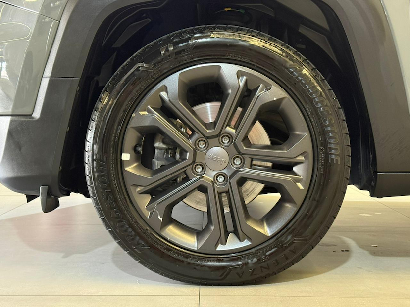 Foto do veículo JEEP RENEGADE  LGTD T270 2024 34.775 KM 114.900,00