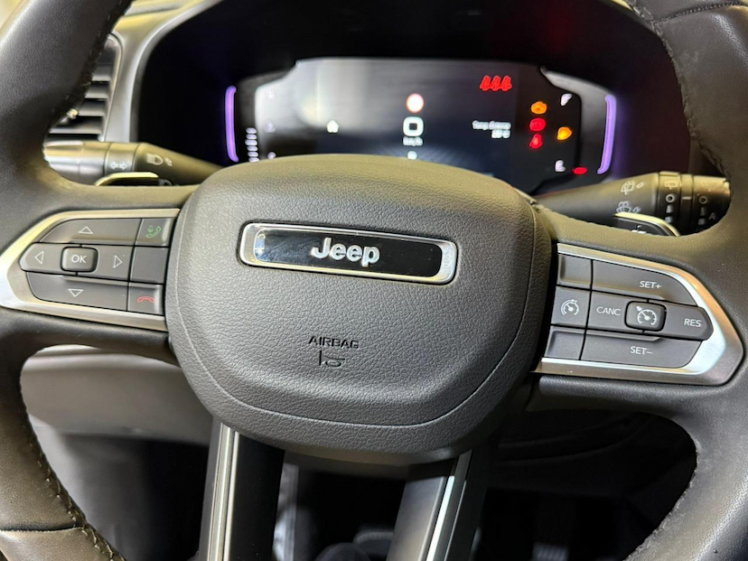 Foto do veículo JEEP RENEGADE  LGTD T270 2024 34.775 KM 114.900,00