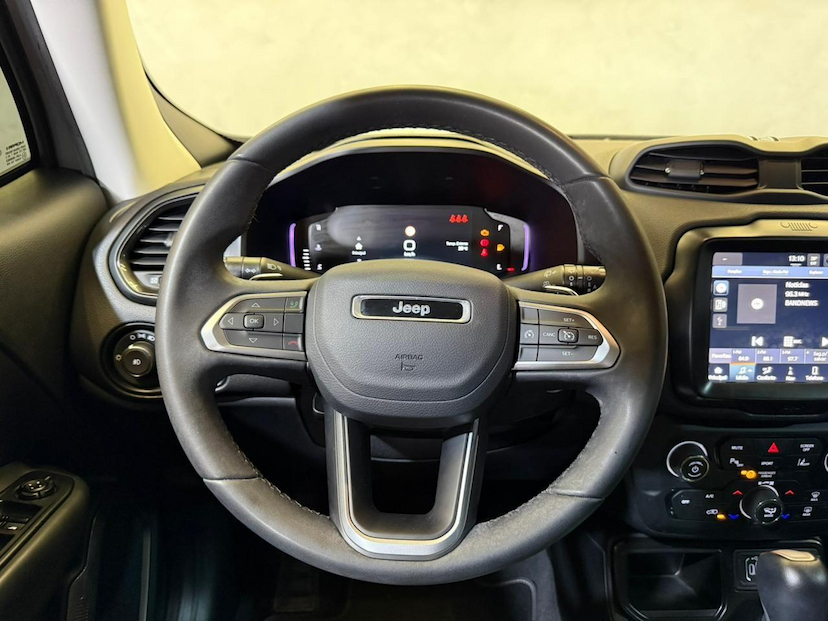 Foto do veículo JEEP RENEGADE  LGTD T270 2024 34.775 KM 114.900,00