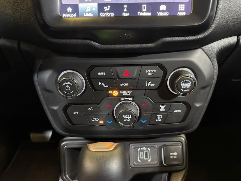 Foto do veículo JEEP RENEGADE  LGTD T270 2024 29.406 KM 115.900,00