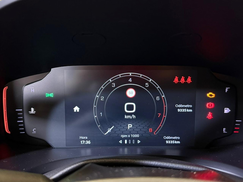 Foto do veículo JEEP RENEGADE  LGTD T270 2024 9.316 KM 118.900,00