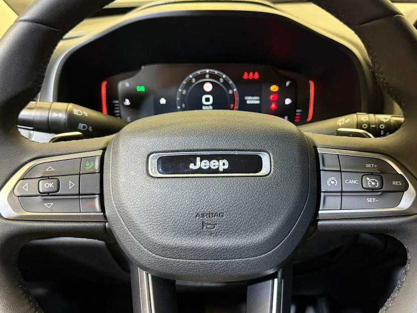 Foto do veículo JEEP RENEGADE  LGTD T270 2024 9.316 KM 118.900,00