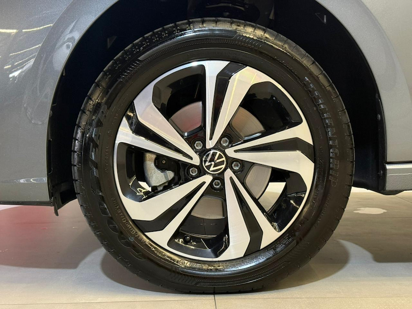 Foto do veículo VOLKSWAGEN VIRTUS  CL AC 2026 4.743 KM 125.900,00