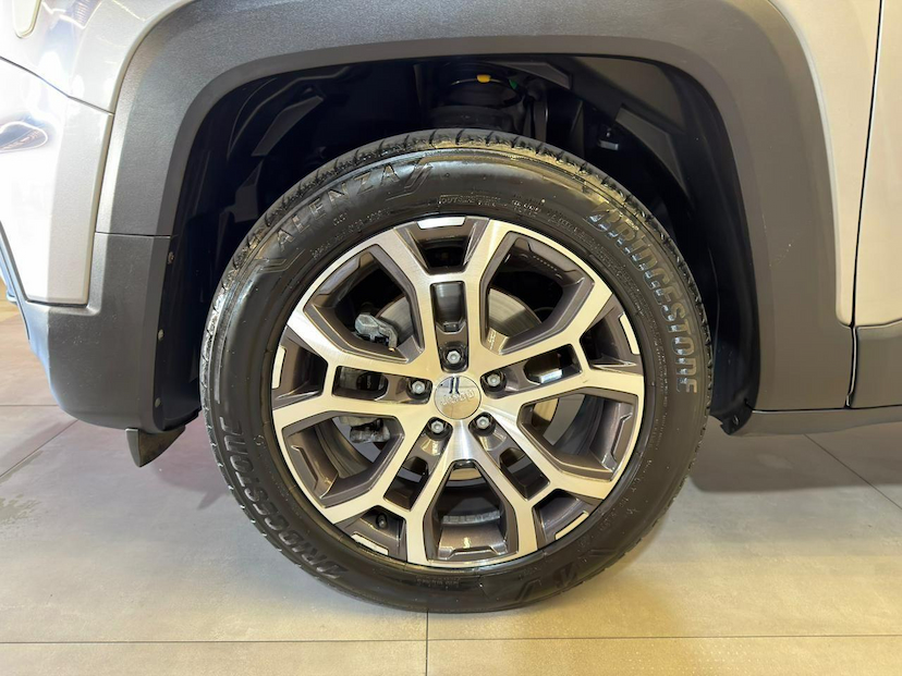 Foto do veículo JEEP RENEGADE  LGTD T270 2022 41.219 KM 102.900,00