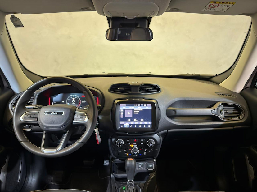 Foto do veículo JEEP RENEGADE  LGTD T270 2022 41.219 KM 102.900,00