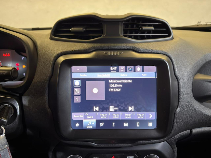 Foto do veículo JEEP RENEGADE  LGTD T270 2022 41.219 KM 102.900,00