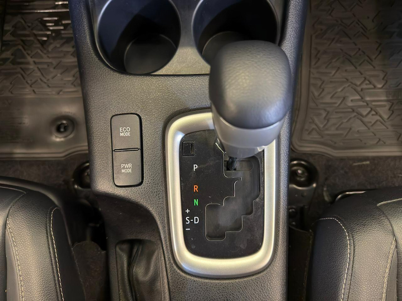 Foto do veículo TOYOTA HILUX  SRV CD 4X2 2.7 FLEX 16V AUTOMATICO 2017 39.893 KM 152.900,00