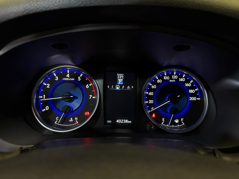 Foto do veículo TOYOTA HILUX  SRV CD 4X2 2.7 FLEX 16V AUTOMATICO 2017 39.893 KM 152.900,00