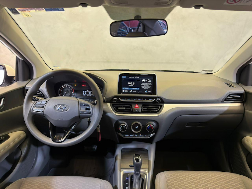 Foto do veículo HYUNDAI HB20S  EVOLUTION 1.0 TB FLEX 12V AUT. 2021 65.381 KM 76.900,00