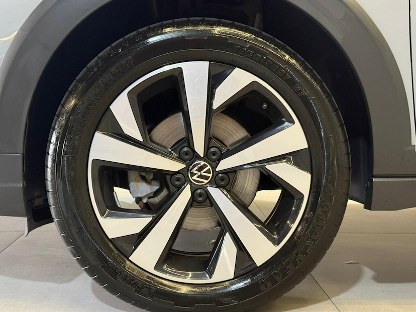 Foto do veículo VOLKSWAGEN NIVUS  HL TSI 2023 42.115 KM 118.900,00