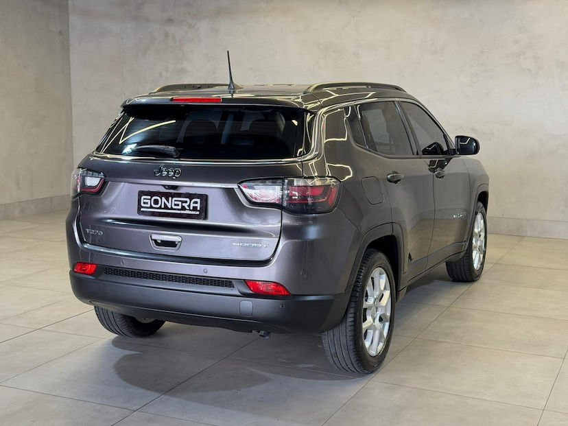 Foto do veículo JEEP COMPASS  SPORT TF 2022 24.373 KM 114.900,00