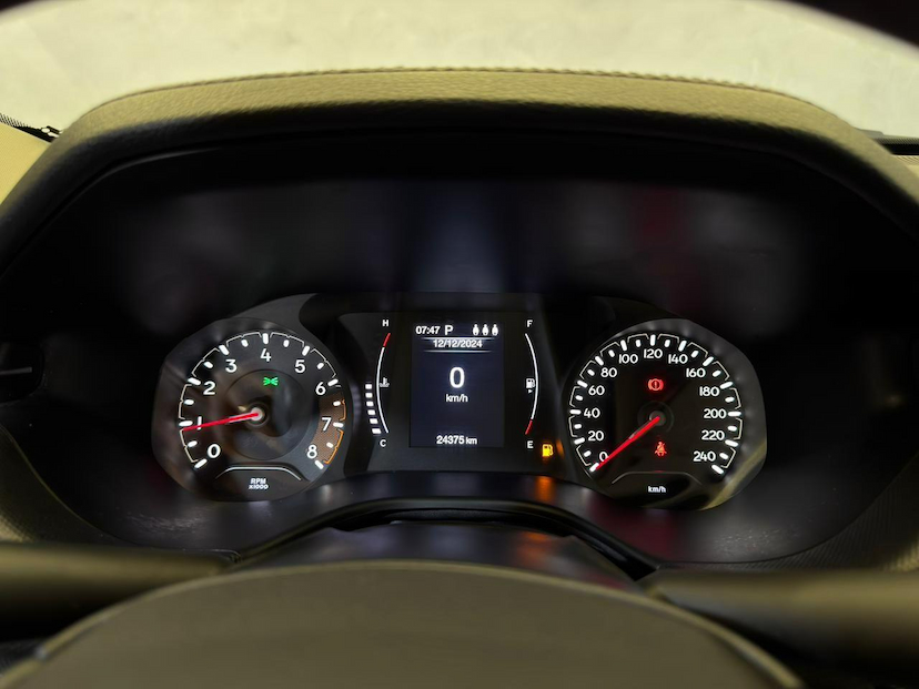 Foto do veículo JEEP COMPASS  SPORT TF 2022 24.373 KM 114.900,00