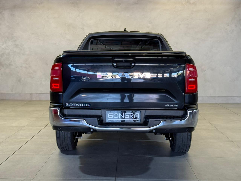 Foto do veículo RAM RAMPAGE  LARAMIE 2.0 2024 19.435 KM 202.900,00