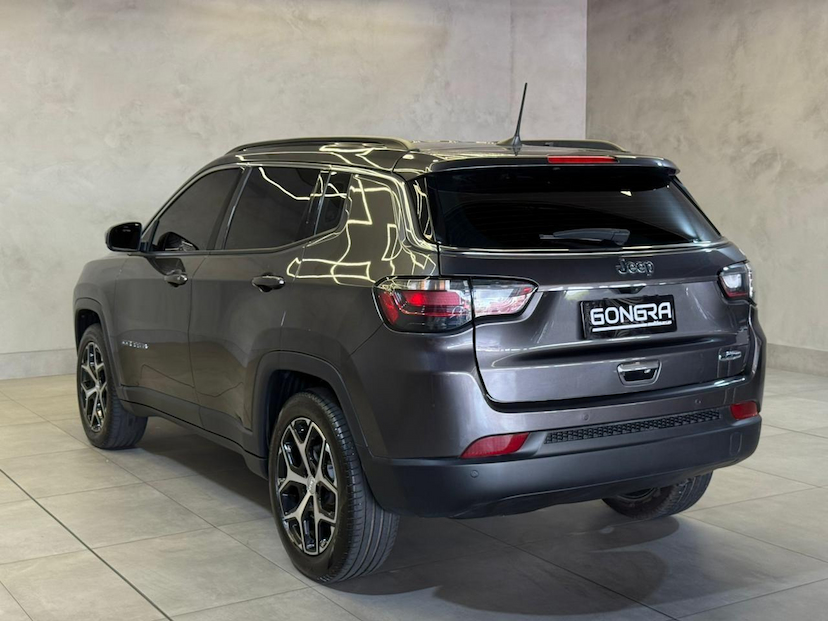 Foto do veículo JEEP COMPASS  LONG T 2025 8.372 KM 156.900,00
