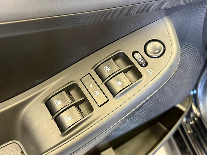 Foto do veículo FIAT FASTBACK  LIMITED EDITION 2025 30.159 KM 129.900,00