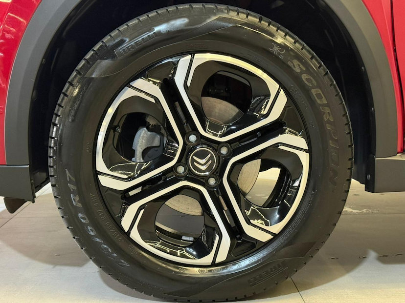 Foto do veículo CITROËN AIRCROSS C3AIRCROSS  2024 19.285 KM 102.900,00
