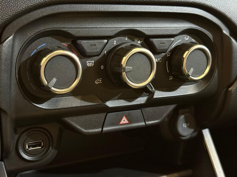 Foto do veículo CITROËN AIRCROSS C3AIRCROSS  2024 19.285 KM 102.900,00