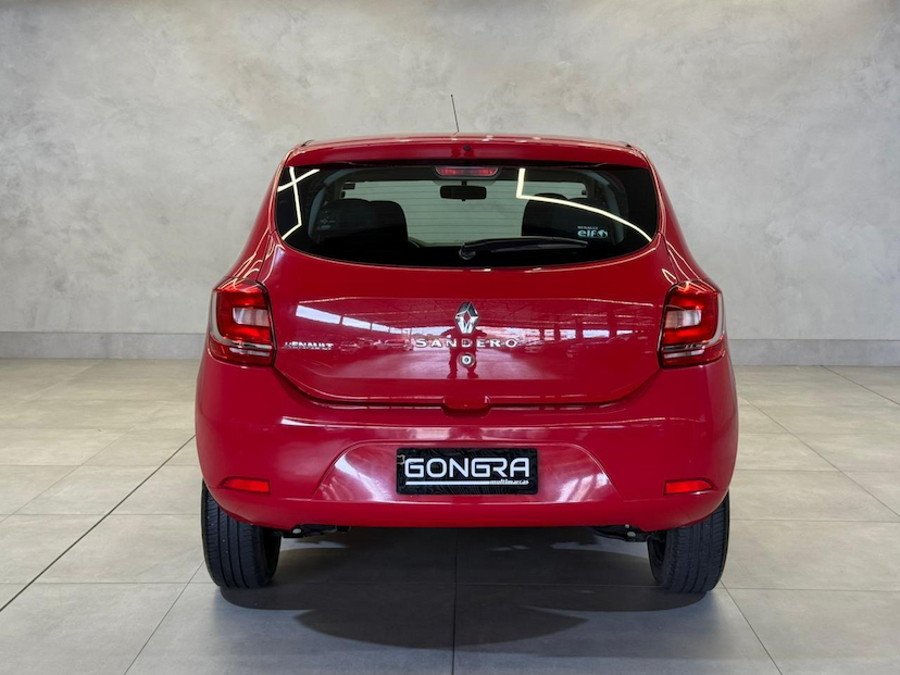 Foto do veículo RENAULT SANDERO  AUTH 10 2015 87.155 KM 33.900,00
