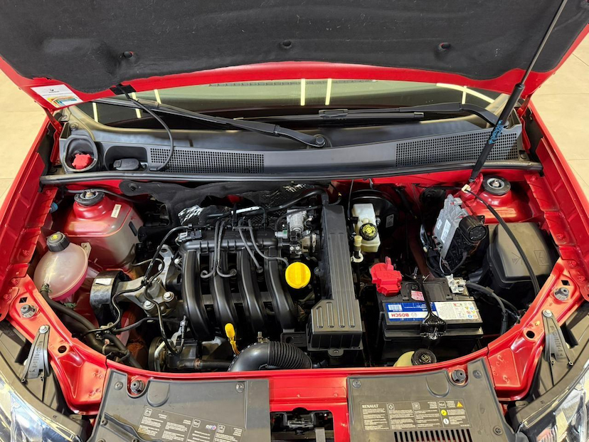Foto do veículo RENAULT SANDERO  AUTH 10 2015 87.155 KM 33.900,00