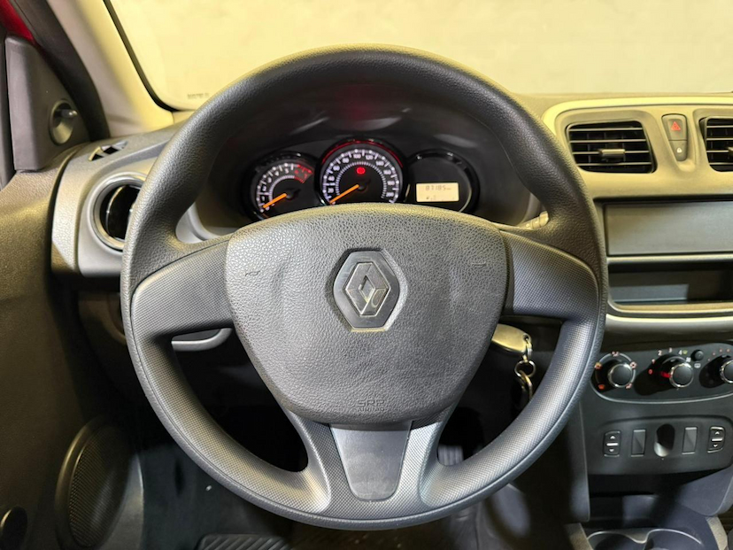 Foto do veículo RENAULT SANDERO  AUTH 10 2015 87.155 KM 33.900,00