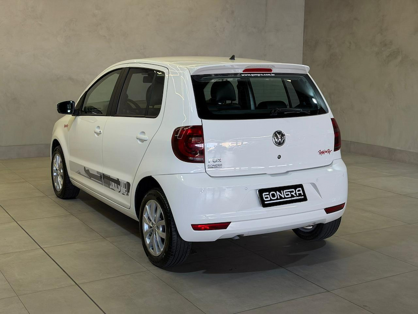 Foto do veículo VOLKSWAGEN FOX  ROCK IN RIO 2014 63.655 KM 51.900,00