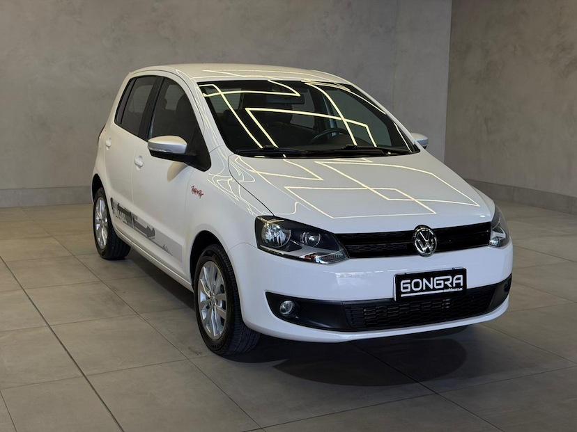 Foto do veículo VOLKSWAGEN FOX  ROCK IN RIO 2014 63.655 KM 51.900,00
