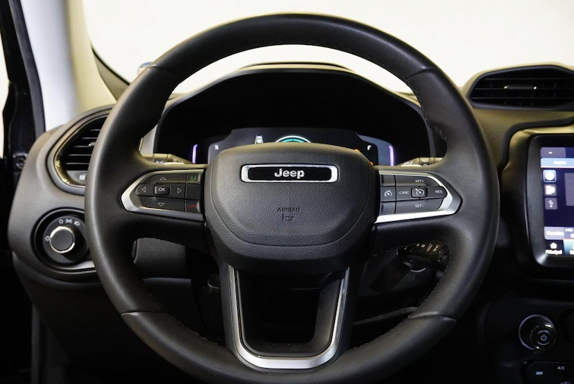 Foto do veículo JEEP RENEGADE  LONGITUDE T270 1.3 TB 4X2 FLEX AUT 2024 32.547 KM 106.900,00