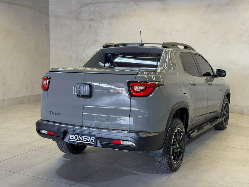 Foto do veículo FIAT TORO  ULTRA AT9 4X4 2024 2.202 KM 164.900,00