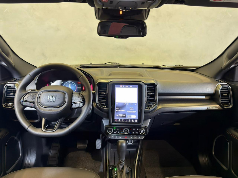 Foto do veículo FIAT TORO  ULTRA AT9 4X4 2024 2.202 KM 164.900,00