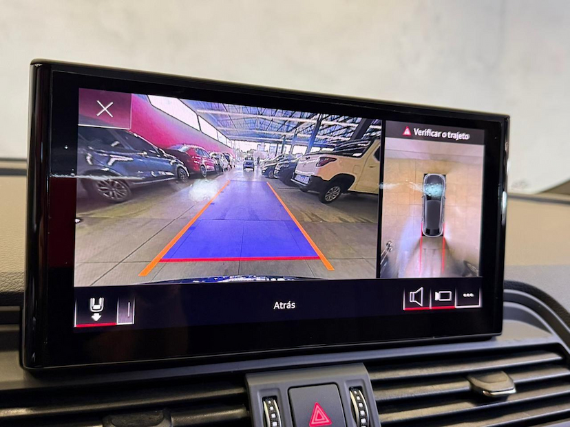 Foto do veículo AUDI Q5  SPORTBACK PHEV PERFORMANCE 2.0 TFSI QUATTRO 2023 11.000 KM 299.900,00