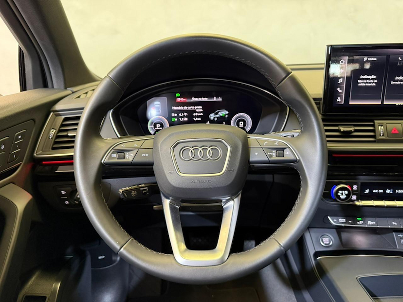 Foto do veículo AUDI Q5  SPORTBACK PHEV PERFORMANCE 2.0 TFSI QUATTRO 2023 11.000 KM 299.900,00