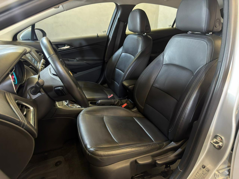 Foto do veículo CHEVROLET CRUZE  1.4 SPORT6 LT AUTOMATICO 2019 90.042 KM 89.900,00