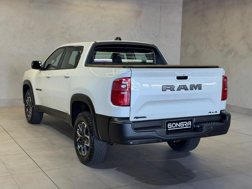 Foto do veículo RAM RAMPAGE  REBEL 2.2 TB CD 4X4 DIESEL AUT. 2025 8.986 KM 214.900,00