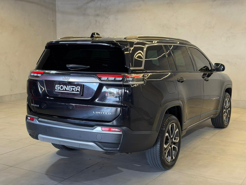 Foto do veículo JEEP COMMANDER  LIMITED TD380 4X4 TURBO DIESEL 2023 38.944 KM 189.900,00