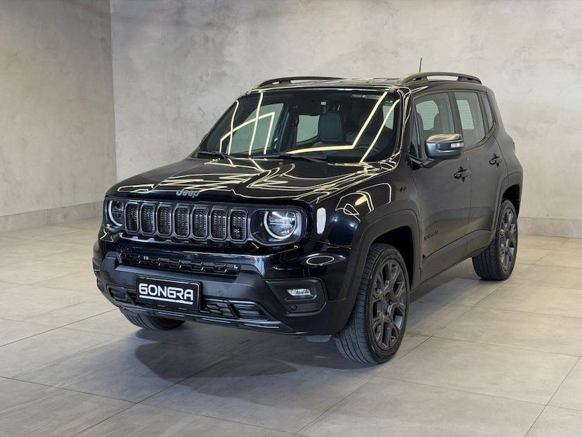 Foto do veículo JEEP RENEGADE  S T2704X4 2023 33.189 KM 118.900,00