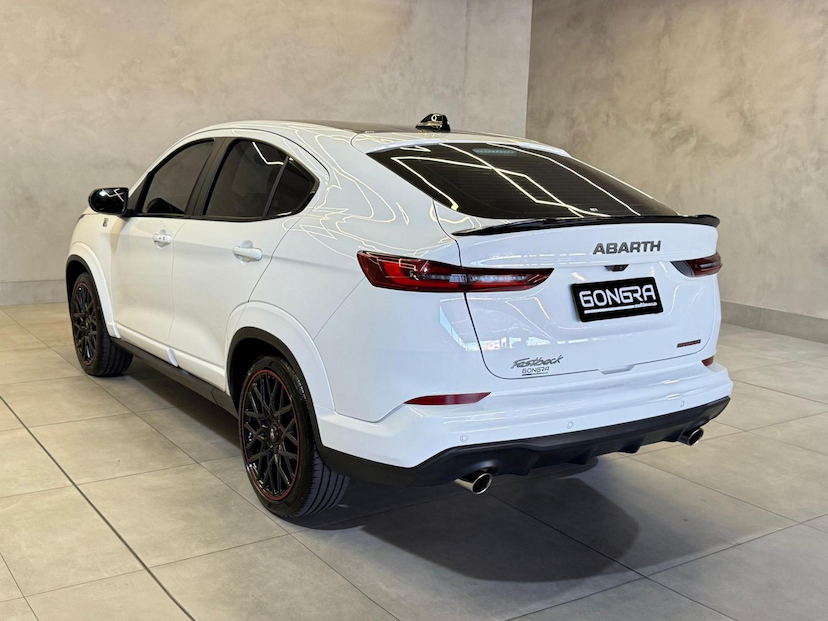 Foto do veículo FIAT FASTBACK  ABARTH 270 2024 9.800 KM 135.900,00