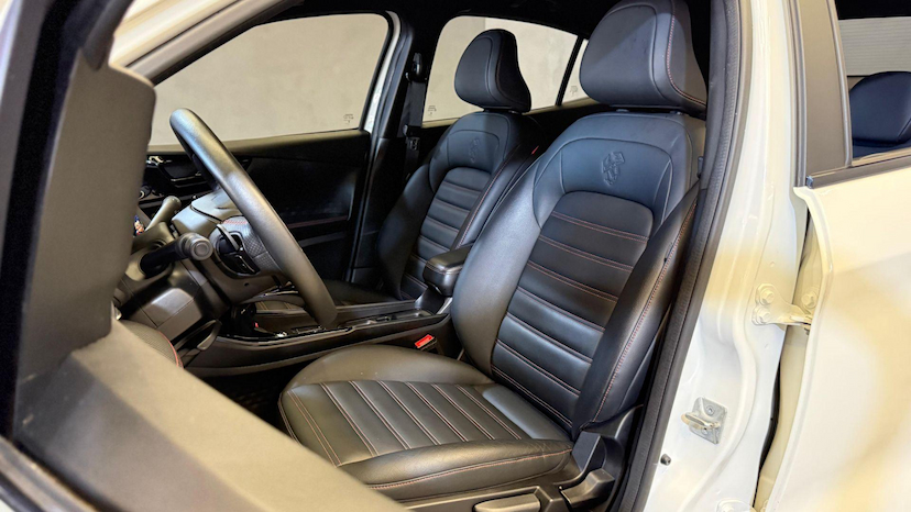 Foto do veículo FIAT FASTBACK  ABARTH 270 2024 9.800 KM 135.900,00