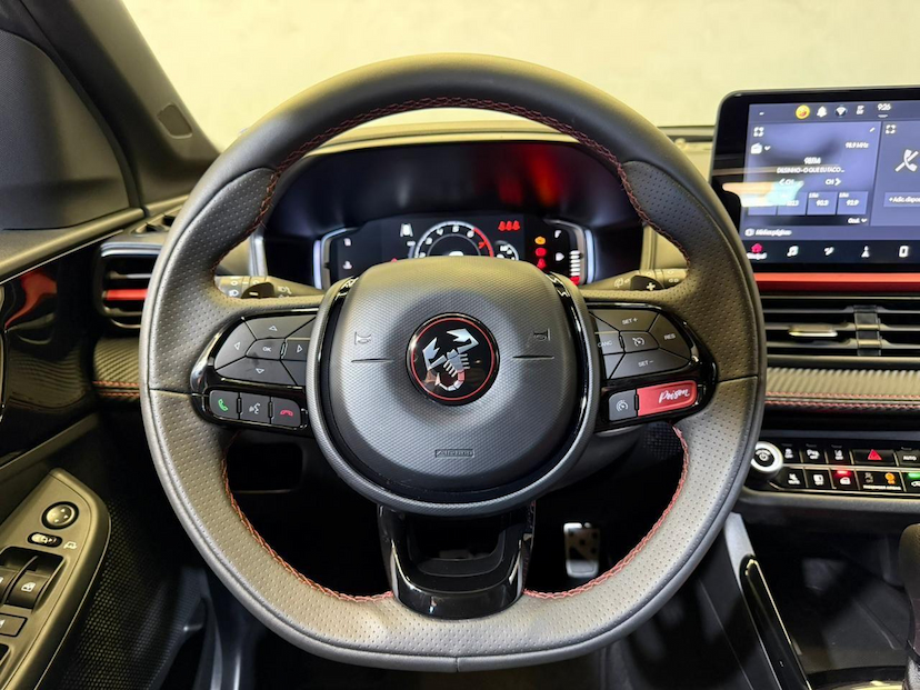 Foto do veículo FIAT PULSE  ABARTH 270 2025 1.015 KM 132.900,00