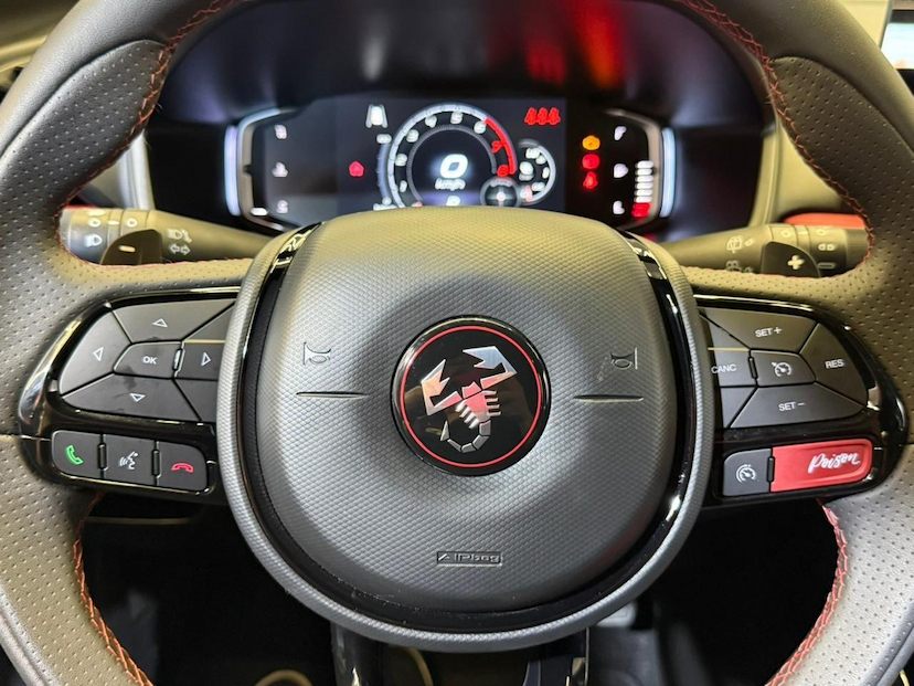 Foto do veículo FIAT PULSE  ABARTH 270 2025 1.015 KM 132.900,00