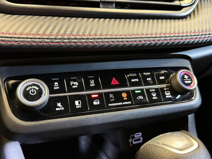 Foto do veículo FIAT PULSE  ABARTH 270 2025 1.221 KM 132.900,00