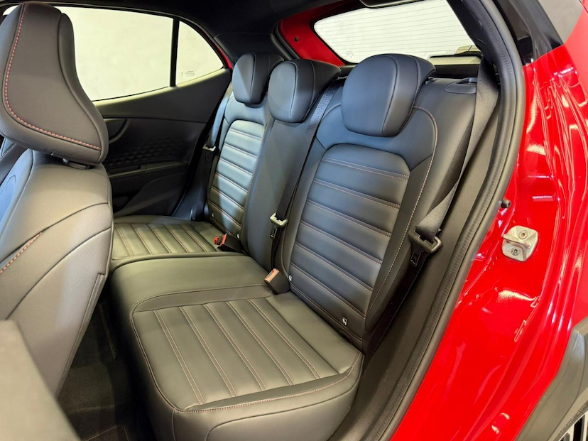 Foto do veículo FIAT PULSE  ABARTH 270 2025 1.221 KM 132.900,00