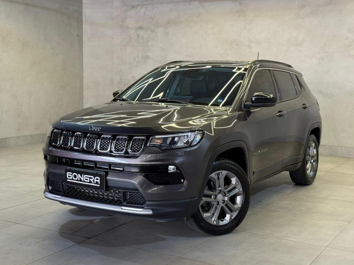 Foto do veículo JEEP COMPASS  LONG TF 2023/2024 21.691 KM R$ 139.900,00