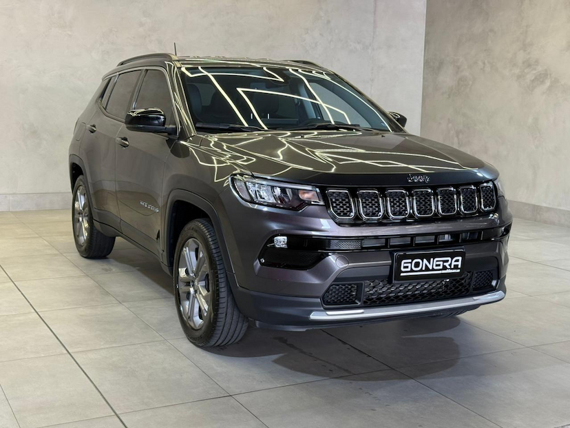 Foto do veículo JEEP COMPASS  LONG TF 2024 21.691 KM 139.900,00