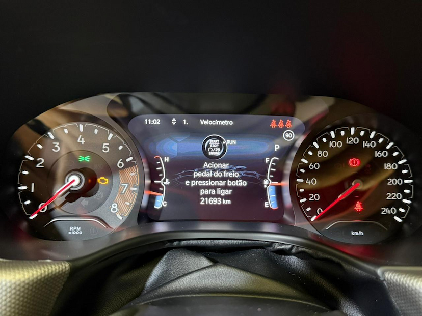Foto do veículo JEEP COMPASS  LONG TF 2024 21.691 KM 139.900,00