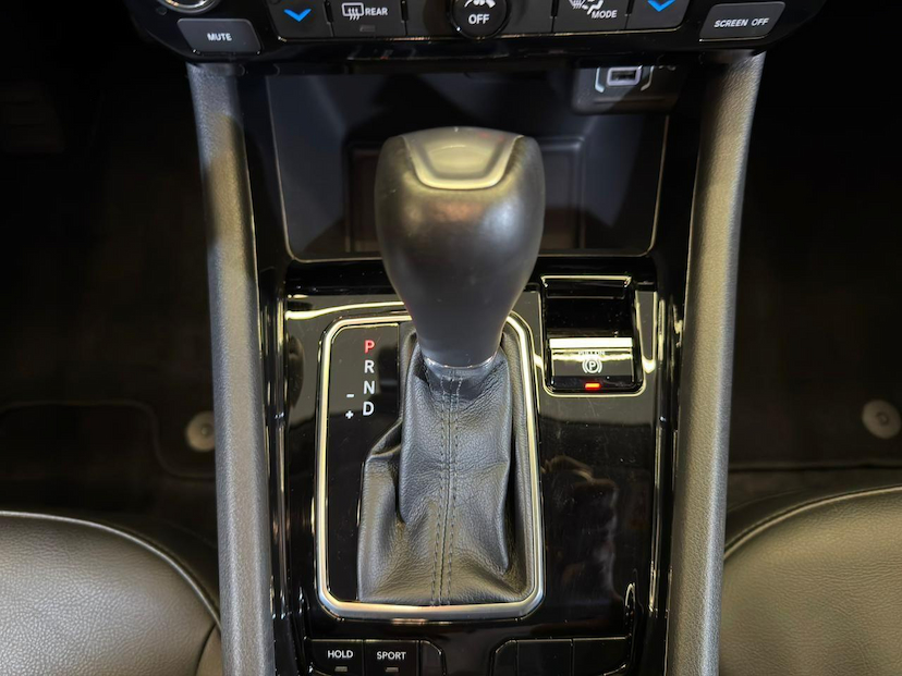 Foto do veículo JEEP COMPASS  LONG TF 2024 21.890 KM 139.900,00