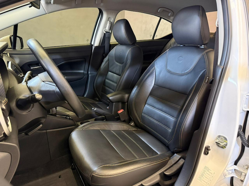Foto do veículo NISSAN VERSA  ADVNC CVT 2024 16.080 KM 102.900,00