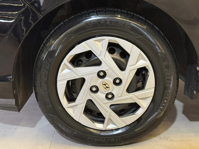 Foto do veículo HYUNDAI HB20  1.0 SENSE 2023 73.000 KM 65.900,00