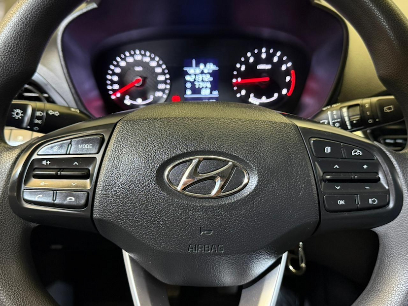 Foto do veículo HYUNDAI HB20  1.0 SENSE 2023 73.000 KM 65.900,00