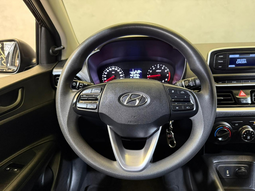 Foto do veículo HYUNDAI HB20  1.0 SENSE 2023 73.000 KM 65.900,00