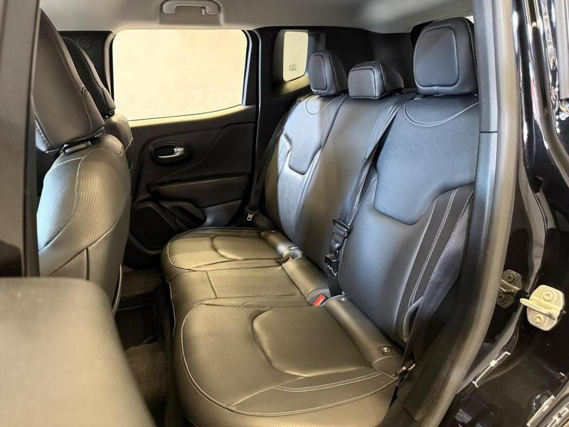 Foto do veículo JEEP RENEGADE  LGTD T270 2023 26.391 KM 106.900,00